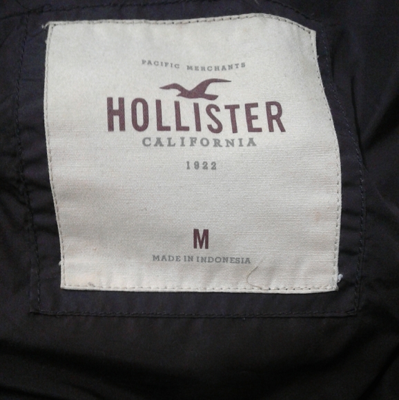 Brown Hollister jacket - Picture 7 of 16